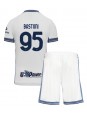 Billige Inter Milan Alessandro Bastoni #95 Bortedraktsett Barn 2024-25 Kortermet (+ Korte bukser)